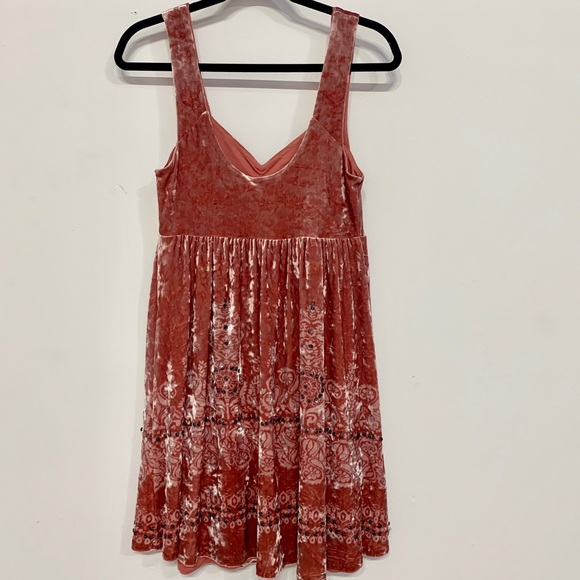 FREE PEOPLE BOHO VELVET & SEQUIN DRESS - Picture 6 of 6